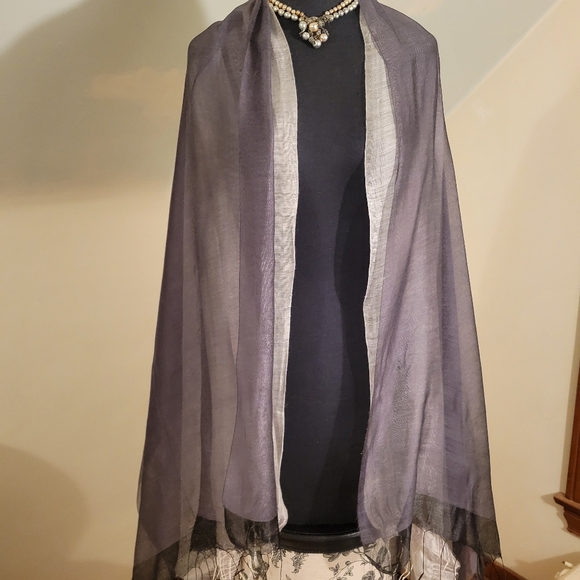 2 Silk Grey Scarfs - Picture 7 of 12